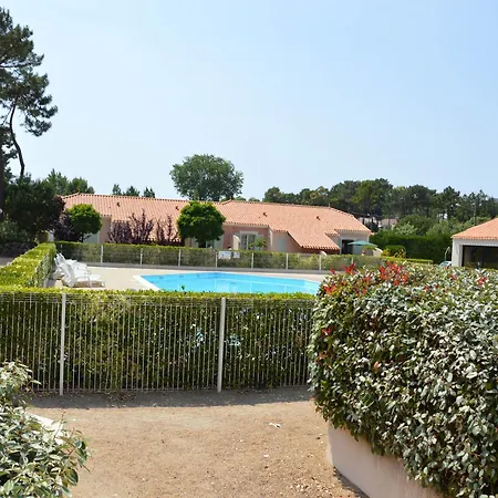 Maison 4-5 Pers A Jean De Monts Avec Piscine, Proche Et Foret - Fr-1-323-478 * Saint-Jean-de-Monts