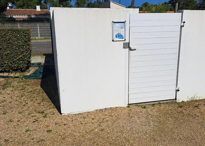 度假居 Maison 4-5 Pers A Jean De Monts Avec Piscine, Proche Et Foret - Fr-1-323-478